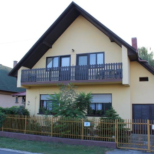 Muskátli Apartman Balatonboglár – Balatonboglár, Ungaria