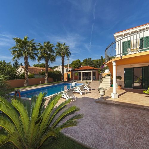 Villa Rasotica 3 Palms Sumartin Brac Island