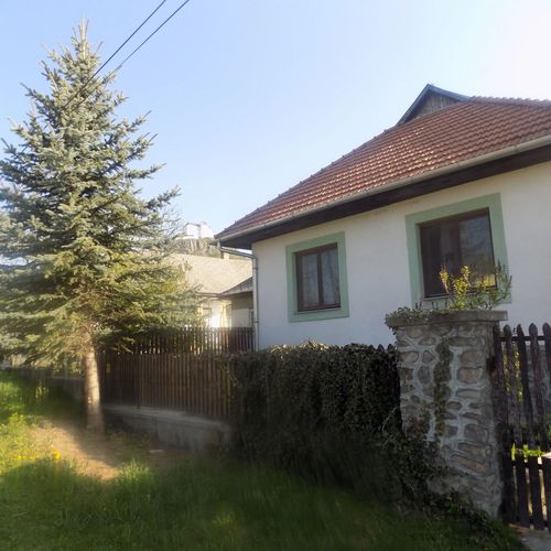 Kőrózsa Vendégház Füzér