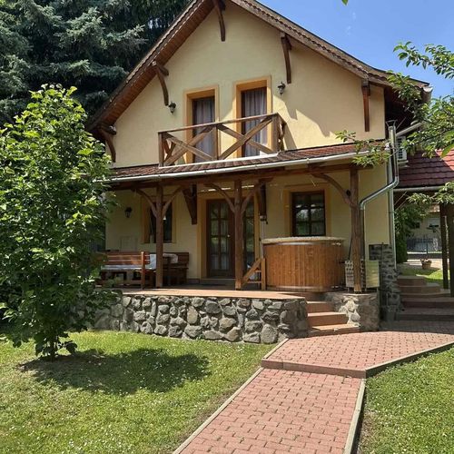 Erdei Vendégház Parádsasvár