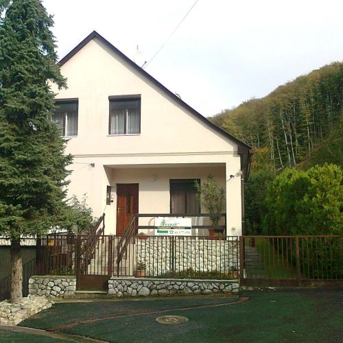 3 Fenyő Vendégház Miskolc