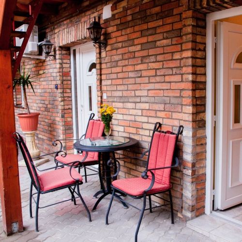 King Arthur Panzió Baja