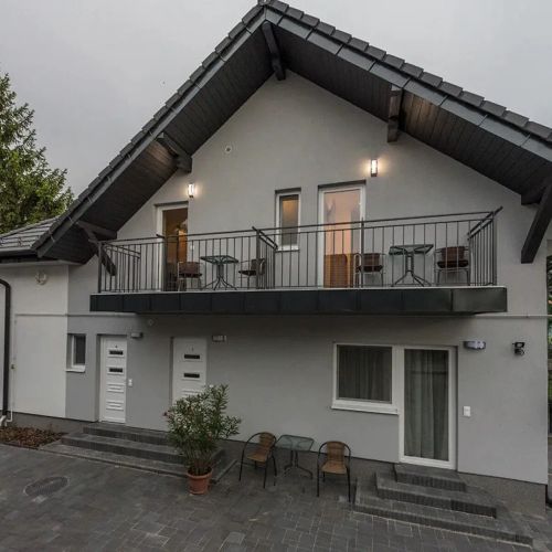 Kikötő Anna Apartmanok Balatonboglár – Balatonboglár, Ungaria
