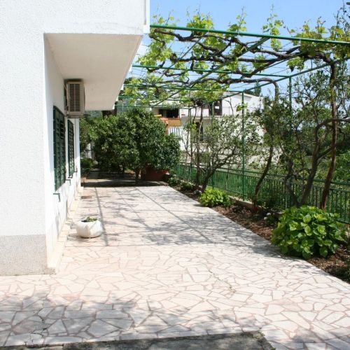 Apartments And Rooms By The Sea Zaostrog, Makarska - 2661 Zaostrog