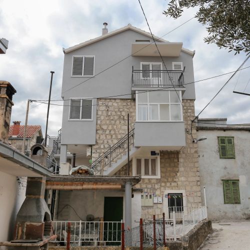 Apartments By The Sea Kaštel Kambelovac, Kaštela - 8679 Kaštel Kambelovac