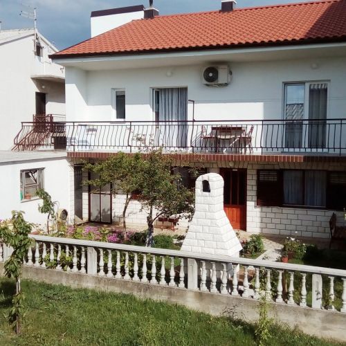 Apartments With Parking Space Senj - 7475
