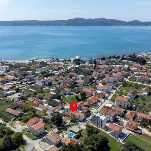 Family-friendly House With Hot Tub Sukošan, Zadar - 6123 Sukošan – Sukošan, Chorwacja