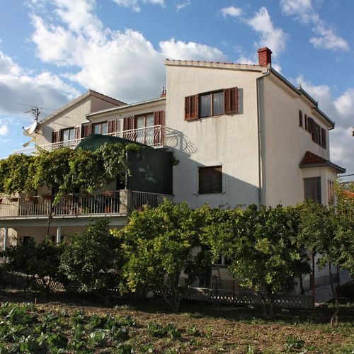 Apartmanok Parkolóhellyel Kastel Stafilic, Kastela - 5219 Kaštel Štafilić