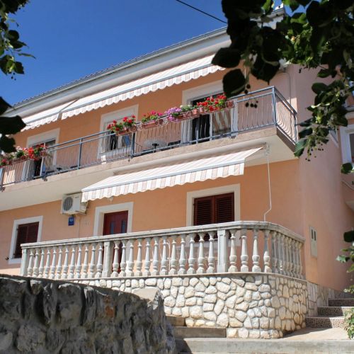 Apartments And Rooms With Parking Space Senj - 5569