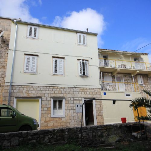 Apartments By The Sea Vis - 2477