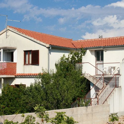 Apartmanok Parkolóhellyel Jezera Murter - 5093