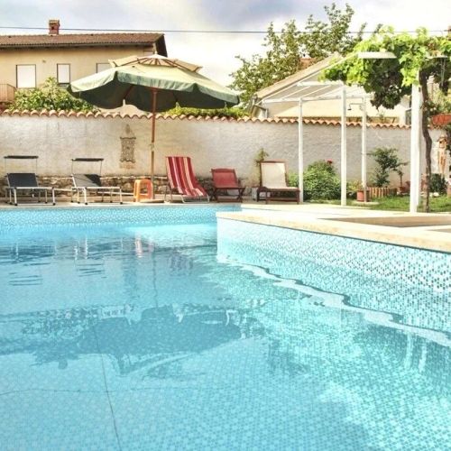 Apartments With Swimming Pool Valbandon, Fažana - 7257 Valbandon