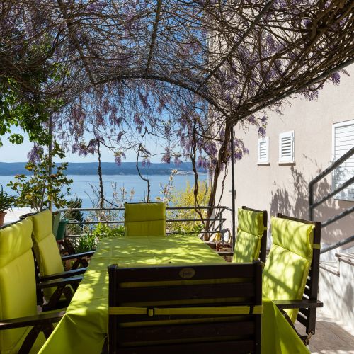 Apartments With Parking Space Mimice, Omiš - 2805 Mimice