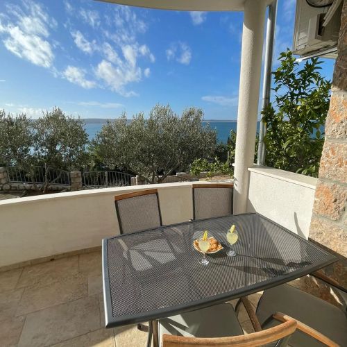 Apartments With Parking Space Starigrad, Paklenica - 12939 Starigrad