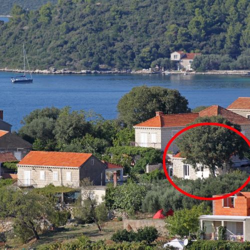Apartments With Parking Space Lumbarda, Korčula - 9474 Lumbarda