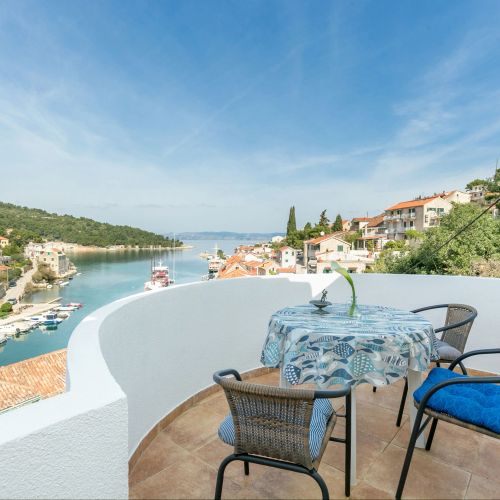 Apartments By The Sea Stomorska, Šolta - 8650 Stomorska