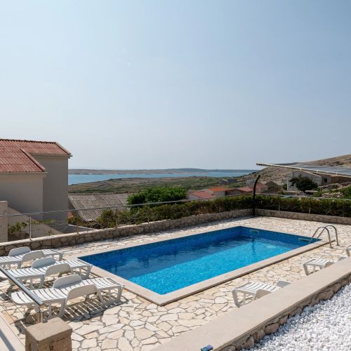 Apartments With Swimming Pool Zubovići, Pag - 9365 Zubovići