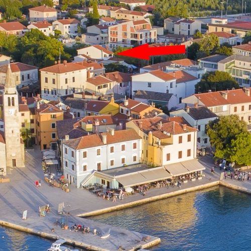 Apartments By The Sea Fažana - 6957