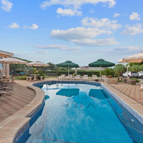 Family-friendly Apartments With Swimming Pool Kraj, Pašman - 334 Kraj