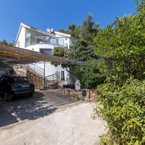 Apartments With Parking Space Zavala, Hvar - 8710 Zavala