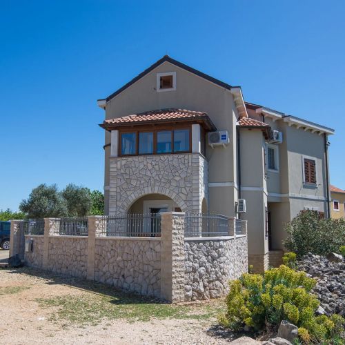 Apartments With Parking Space Punta Križa Cres - 8082 Punta Križa