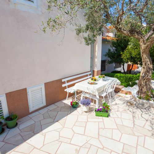 Apartments By The Sea Podgora, Makarska - 6671 Podgora