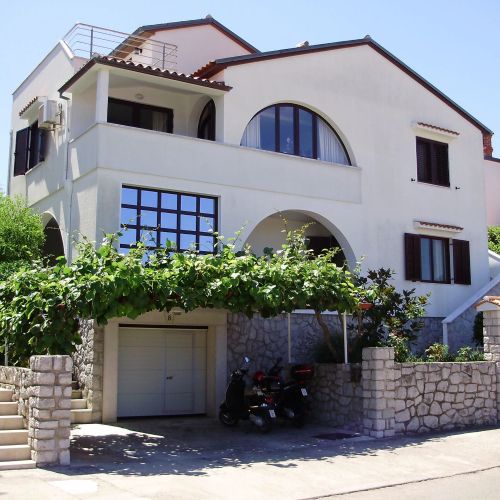 Apartments With Parking Space Mali Lošinj - 8024