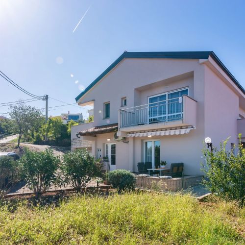 Apartments With Parking Space Vrbnik Krk - 5392