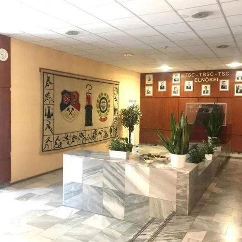 Sport Hotel És Étterem Tatabánya – Tatabánya, Maďarsko