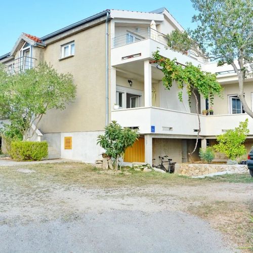 Apartments By The Sea Vrsi - Mulo, Zadar - 12519 Vrsi - Mulo