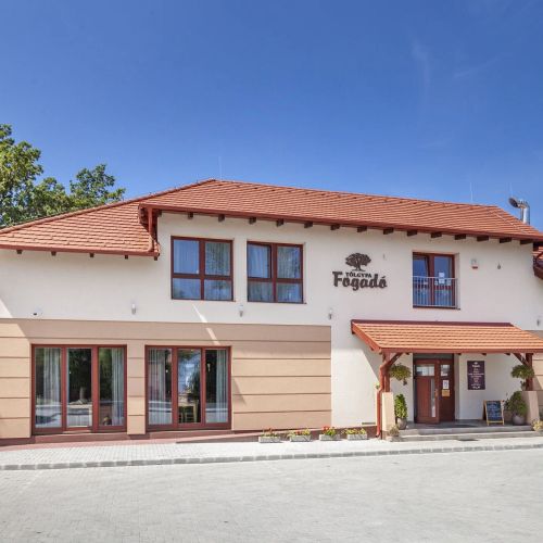 Tölgyfa Fogadó Fehérvárcsurgó