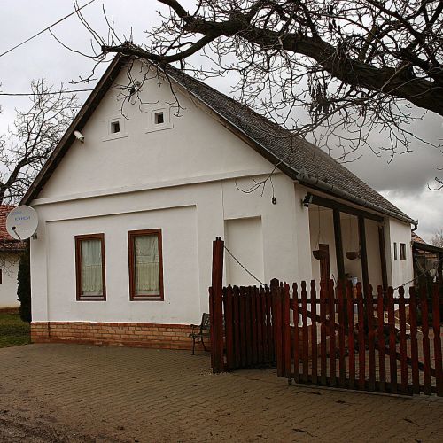 Kisgeresd Vendégház Geresdlak – Geresdlak, Ungaria