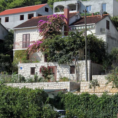Apartments With Parking Space Postira, Brač - 5659 Postira