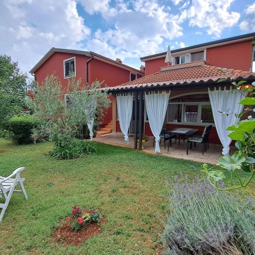 Apartments With Parking Space Fiorini, Novigrad - 6926 Fiorini