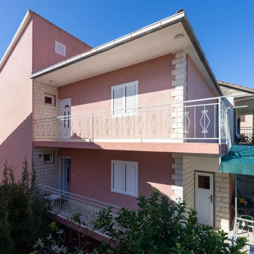 Apartments With Parking Space Stari Grad, Hvar - 8726 Stari Grad