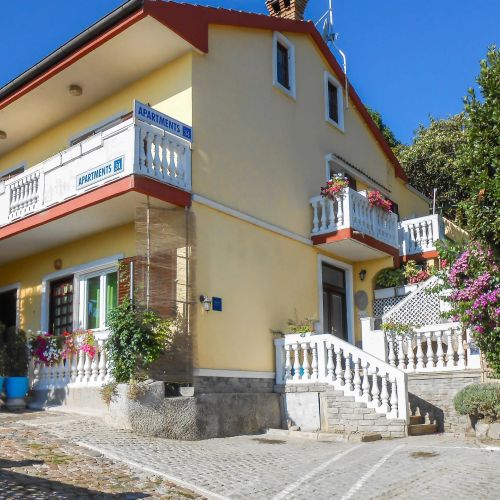 Apartments Vladislav Opatija