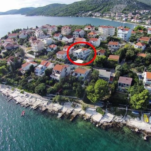 Apartments Frano Seget Vranjica