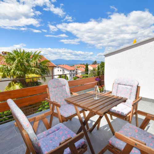 Apartments Uzelac Malinska – Malinska, Croația