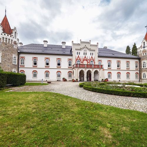Chateau Herálec & Spa by L'OCCITANE – Herálec, Republica Cehă
