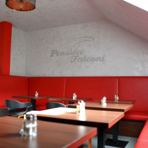Pension Falconi Kolín – Kolín, Česká republika