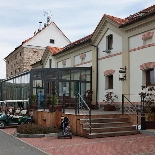 Greensgate Hotel Dýšina