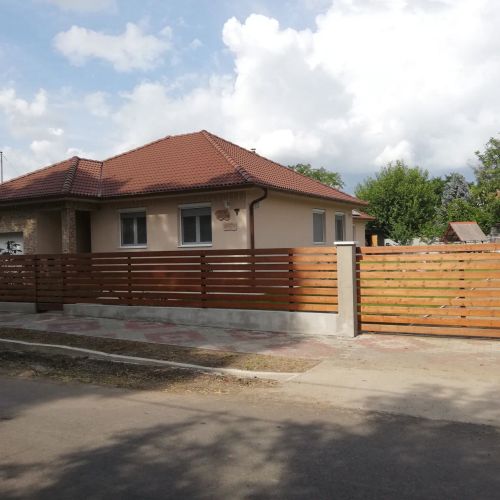 Jókai Apartman Kaba
