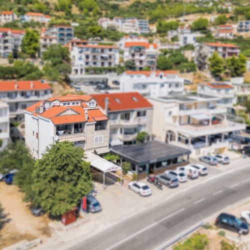 Apartments With Parking Space Stanići, Omiš - 2819 Stanići