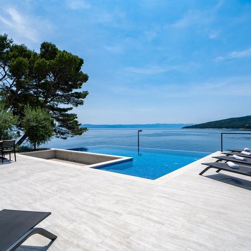 Luxusvilla A Tenger Mellett Medencével Sumartin, Brac - 5639 Sumartin