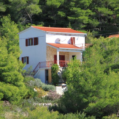 Apartments With Parking Space Rukavac, Vis - 8489 Rukavac