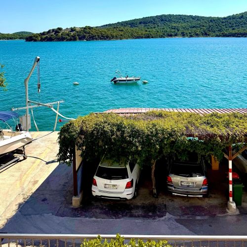 Apartments By The Sea Tisno, Murter - 14346 Tisno