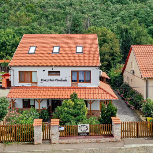 Fekete Rigó Vendégház Egerszalók