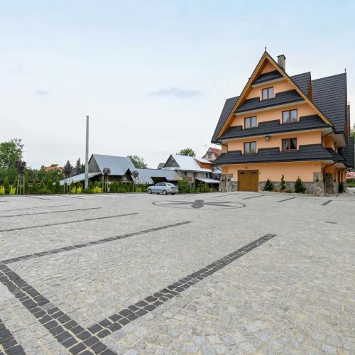 Pod Tatrami Białka Centrum – Białka Tatrzańska, Polska