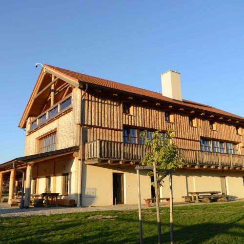 Hospodářský Dvůr Bohuslavice s.r.o.