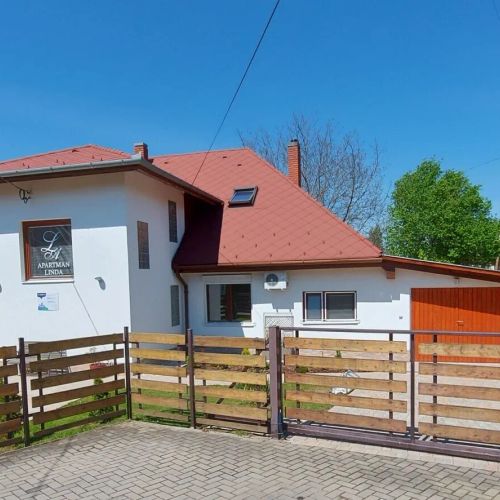 Linda Apartman Gyenesdiás – Gyenesdiás, Węgry